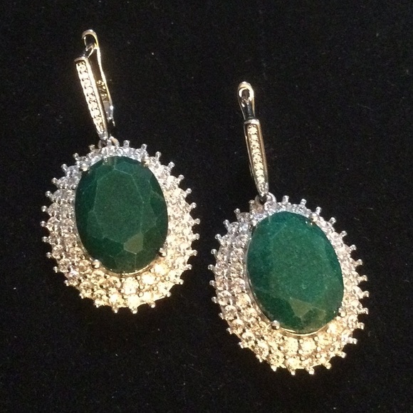 Elegant Genuine Emerald Earrings - Picture 2 of 7